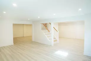 6 Clearmeadow Ct, Woodbury, NY 11797 - Photo 23