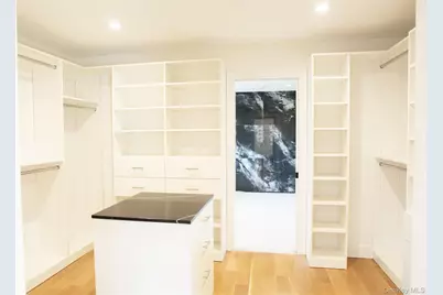 6 Clearmeadow Court, Woodbury, NY 11797 - Photo 13