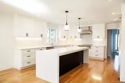 6 Clearmeadow Court, Woodbury, NY 11797 - Photo 3