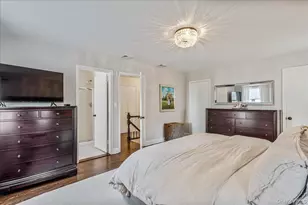 53 Stuart Pl, Manhasset, NY 11030 - Photo 21