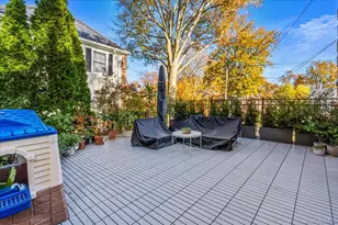 53 Stuart Pl, Manhasset, NY 11030 - Photo 27