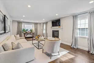 53 Stuart Pl, Manhasset, NY 11030 - Photo 9