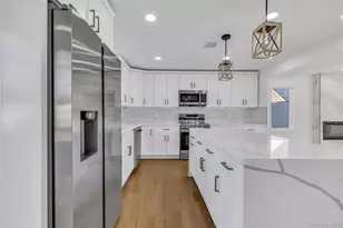 22 Family Ln, Levittown, NY 11756 - Photo 11