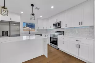 22 Family Ln, Levittown, NY 11756 - Photo 9