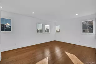 22 Family Ln, Levittown, NY 11756 - Photo 25