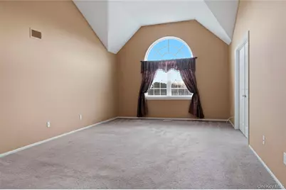48 Windcrest Drive, Manorville, NY 11949 - Photo 19