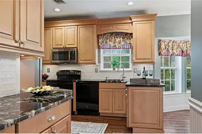 48 Windcrest Drive, Manorville, NY 11949 - Photo 15