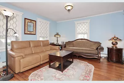 81 E Maple Avenue, Suffern, NY 10901 - Photo 9