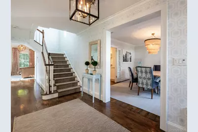 39 Hawthorne Place, Manhasset, NY 11030 - Photo 5