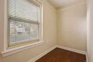 250 Bronxville Rd, Bronxville, NY 10708 - Photo 11