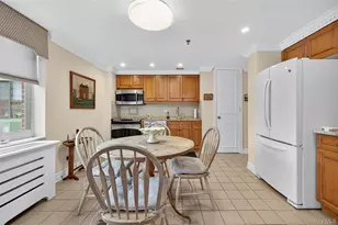 100 Hilton Ave, Garden City, NY 11530 - Photo 9