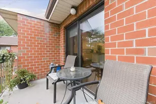 99 S Park Ave, Rockville Centre, NY 11570 - Photo 23