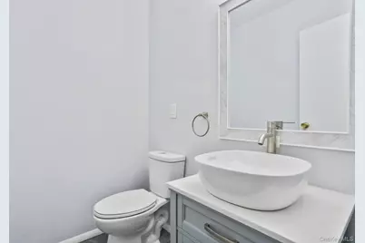 34 Warwick Place #D, Yorktown Heights, NY 10598 - Photo 9