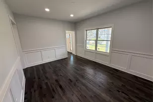 247 N Dunton Ave, Patchogue, NY 11772 - Photo 7