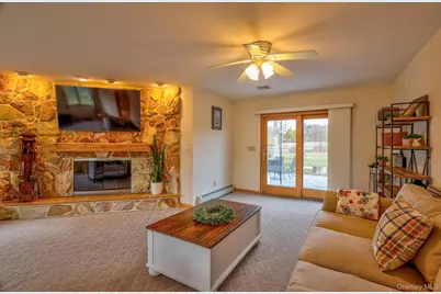 9 Lake Drive, Middle Island, NY 11953 - Photo 19