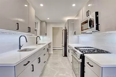 210 Kearsing Parkway #A, Monsey, NY 10952 - Photo 3