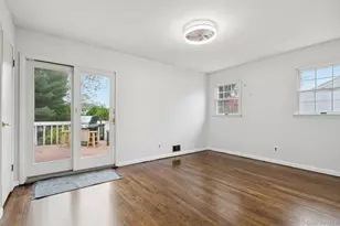 23 Tiffany Ln, Smithtown, NY 11787 - Photo 19