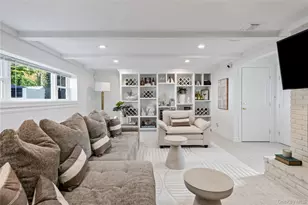 4 Long Ridge Rd, Plainview, NY 11803 - Photo 17