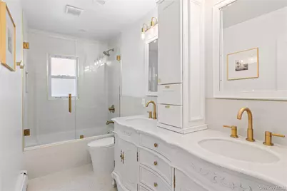 4 Long Ridge Road, Plainview, NY 11803 - Photo 13