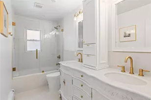 4 Long Ridge Rd, Plainview, NY 11803 - Photo 13