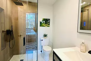 10 Ginny Ln, Hampton Bays, NY 11946 - Photo 21