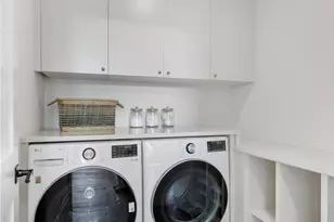 148 Celine Ln, Yaphank, NY 11980 - Photo 9