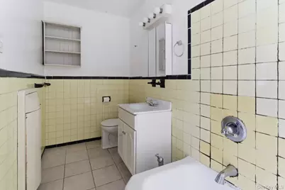 88-30 182nd Street #1H, Hollis, NY 11423 - Photo 9