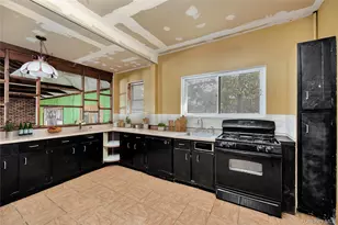 73 Peterson Pl, Lynbrook, NY 11563 - Photo 19