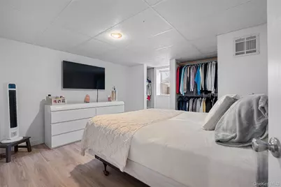 148 S Hillside Avenue, Nesconset, NY 11767 - Photo 19