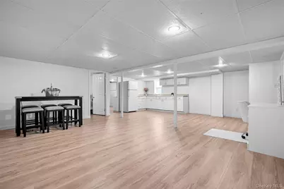 148 S Hillside Avenue, Nesconset, NY 11767 - Photo 17