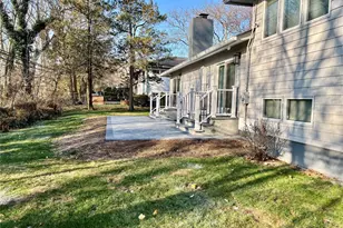 22 Olive St, Great Neck, NY 11020 - Photo 35