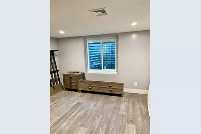 22 Olive Street, Great Neck, NY 11020 - Photo 31