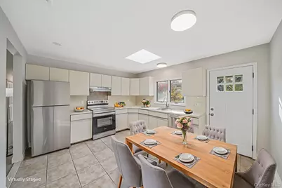 2074 Motor Parkway, Hauppauge, NY 11749 - Photo 11