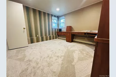 16 Middle Lane, Jericho, NY 11753 - Photo 11