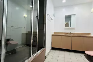 16 Middle Ln, Jericho, NY 11753 - Photo 9