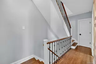 2247 Mickle Ave, Bronx, NY 10469 - Photo 17