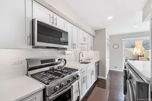 28 Berry Ct, New York, NY 10309 - Photo 9