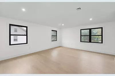 11620 194th Street, Saint Albans, NY 11412 - Photo 21