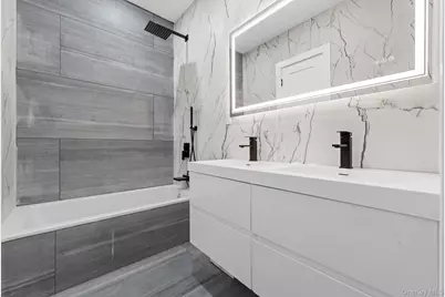 11620 194th Street, Saint Albans, NY 11412 - Photo 13