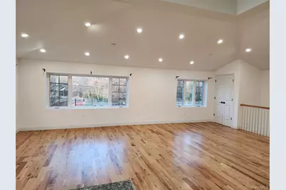 11542 175 Street #2, Saint Albans, NY 11434 - Photo 5