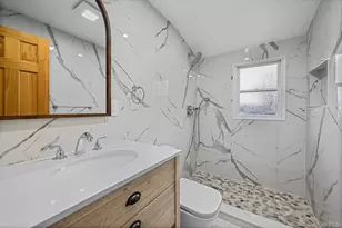 48 Circle Dr, Westbury, NY 11590 - Photo 13