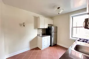 321 Larchmont Acres W, Larchmont, NY 10538 - Photo 3