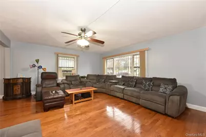 407 Second St Street, Elmont, NY 11003 - Photo 7