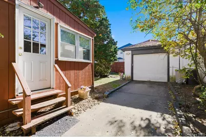 1053 Quentin Place, Woodmere, NY 11598 - Photo 21