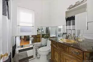 1053 Quentin Pl, Woodmere, NY 11598 - Photo 17