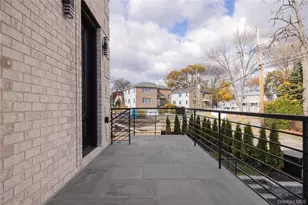 1 Victoria Ln, Yonkers, NY 10701 - Photo 25