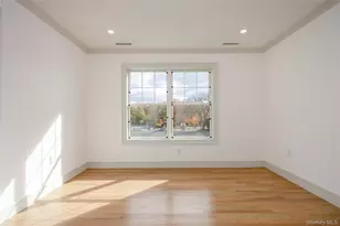 1 Victoria Ln, Yonkers, NY 10701 - Photo 17