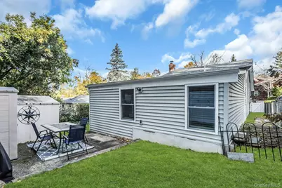 5 Cody Avenue, Glen Head, NY 11545 - Photo 25