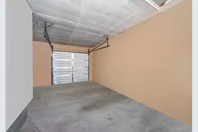 27 Kenwood Drive, Bohemia, NY 11716 - Photo 19