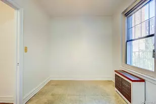 109-14 Ascan Ave, Forest Hills, NY 11375 - Photo 19